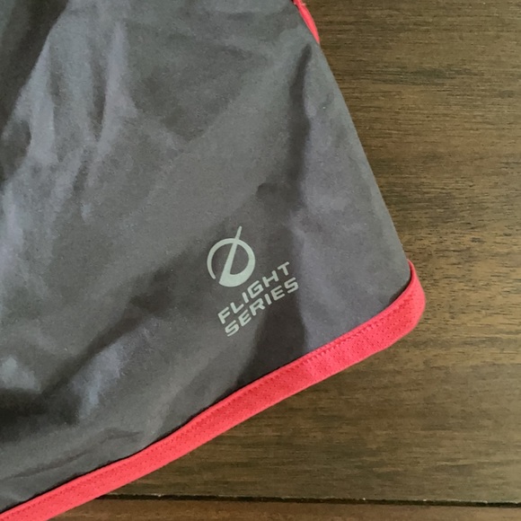 The North Face running shorts size small - Picture 4 of 7